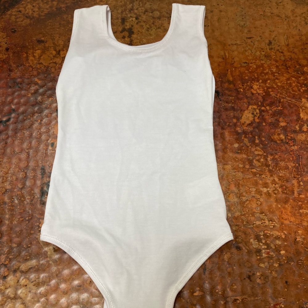 NWOT white onesie, bodysuit, size 3-5, poly blend, sequin heart detail at front,